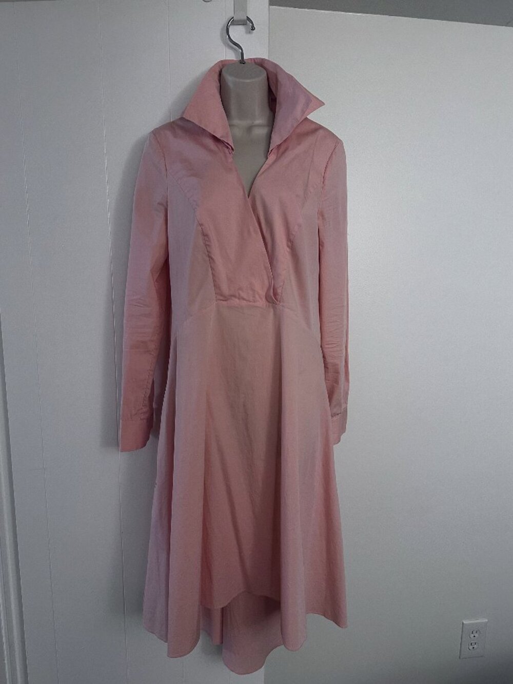 Halston Heritage size 10 blush-pink midi dress with a polished shirt-dress look